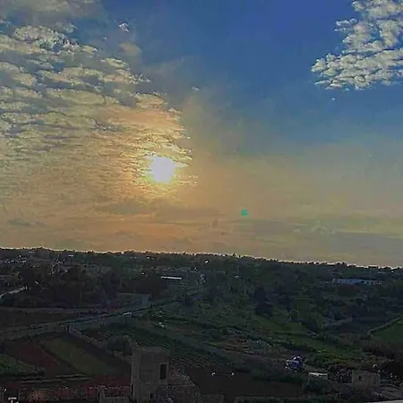 2 Bedroom Penthouse With Country And Sea Views Διαμέρισμα