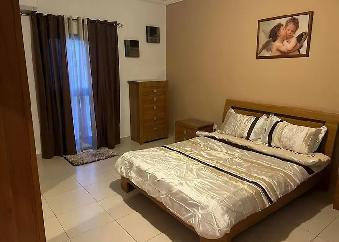 Appartement 2 Bedroom Penthouse With Country And Sea Views *