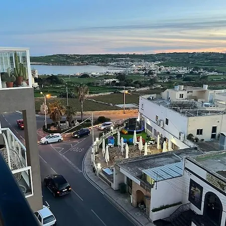 2 Bedroom Penthouse With Country And Sea Views Lejlighed Marsaskala