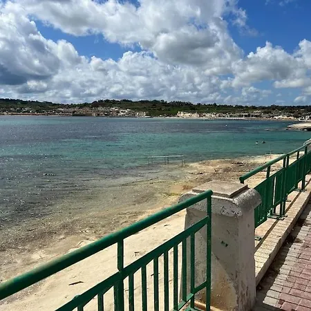 2 Bedroom Penthouse With Country And Sea Views *