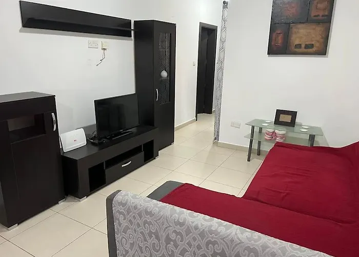 Appartamento 2 Bedroom Penthouse With Country And Sea Views