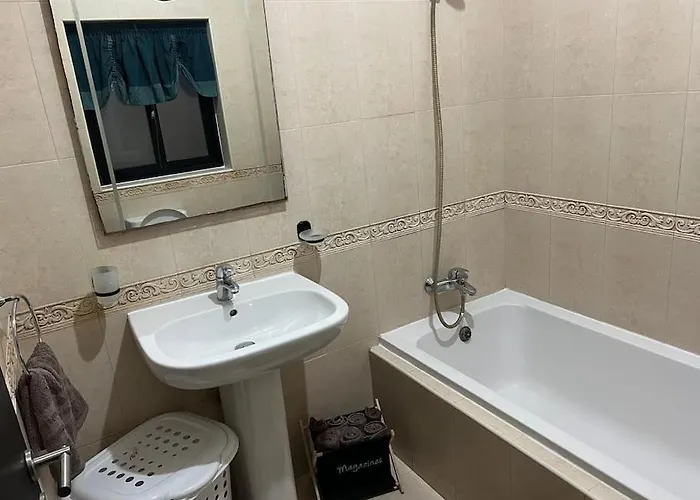 Апартаменты 2 Bedroom Penthouse With Country And Sea Views *